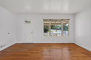 1645 E 2700 S, Salt Lake City, UT 84106 - Photo 4