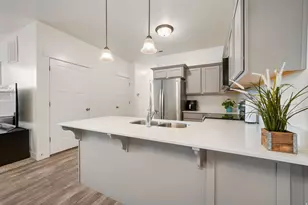 548 N 360 W, Vineyard, UT 84059 - Photo 8