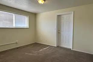 5545 S 2100 W, Roy, UT 84067 - Photo 22