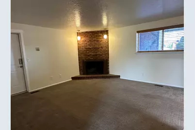5545 S 2100 W #5, Roy, UT 84067 - Photo 4
