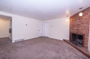 5545 S 2100 W, Roy, UT 84067 - Photo 8