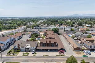 5545 S 2100 W, Roy, UT 84067 - Photo 4