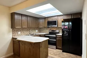 5545 S 2100 W, Roy, UT 84067 - Photo 4