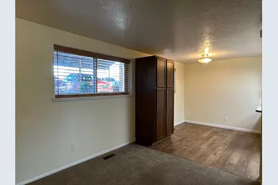 5545 S 2100 W #5, Roy, UT 84067 - Photo 12