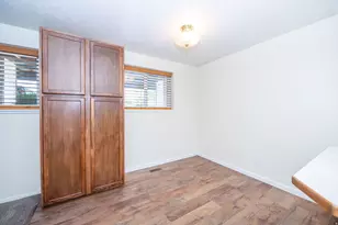 5545 S 2100 W, Roy, UT 84067 - Photo 14