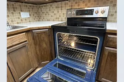 5545 S 2100 W #5, Roy, UT 84067 - Photo 10