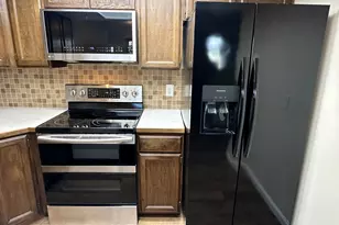 5545 S 2100 W, Roy, UT 84067 - Photo 8