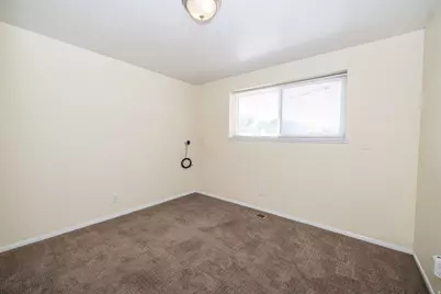 5545 S 2100 W #5, Roy, UT 84067 - Photo 22