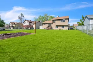 1052 N 1000 E, Layton, UT 84040 - Photo 42