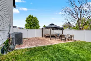 8233 S Creekwood Circle, West Jordan, UT 84088 - Photo 26