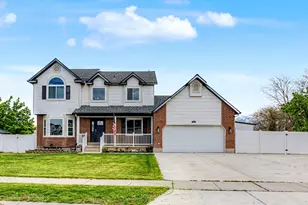 8233 S Creekwood Circle, West Jordan, UT 84088 - Photo 2