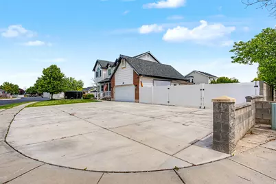 8233 S Creekwood Cir, West Jordan, UT 84088 - Photo 6