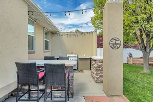 1936 W Guard Ct S, West Jordan, UT 84088 - Photo 16