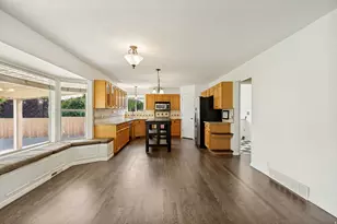 1936 W Guard Ct S, West Jordan, UT 84088 - Photo 6