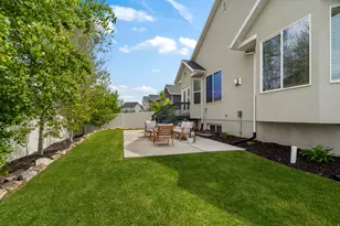 542 E Petersen Pkwy S, South Weber, UT 84405 - Photo 32