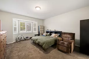 757 S 725 W, Layton, UT 84041 - Photo 20