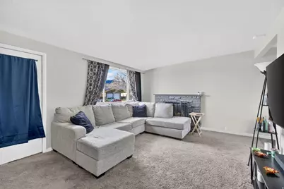 698 E Oquirrh Ave, Tooele, UT 84074 - Photo 2