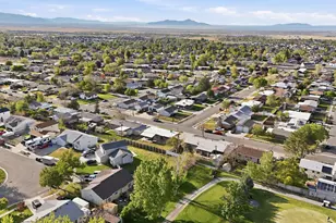 698 E Oquirrh Ave, Tooele, UT 84074 - Photo 24