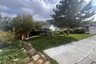 819 Castle Gate Circle, Helper, UT 84526 - Photo 32