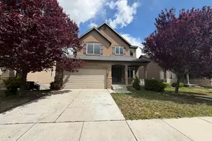 2885 E Lookout Dr, Eagle Mountain, UT 84005 - Photo 2