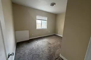 2885 E Lookout Dr, Eagle Mountain, UT 84005 - Photo 12