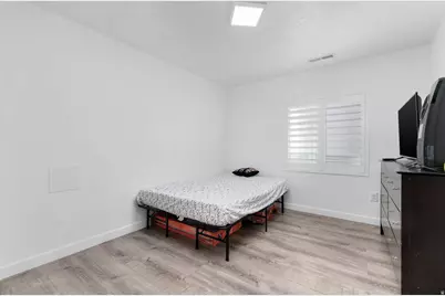 4236 E Bonne Vista Dr, Eagle Mountain, UT 84005 - Photo 26