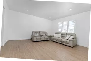 4236 E Bonne Vista Dr, Eagle Mountain, UT 84005 - Photo 10