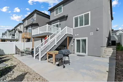 4236 E Bonne Vista Dr, Eagle Mountain, UT 84005 - Photo 32