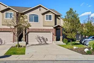 1814 W 5050 S, Roy, UT 84067 - Photo 2
