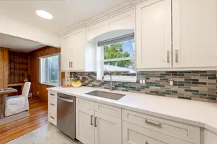 2467 E Emerson Ave, Salt Lake City, UT 84108 - Photo 16