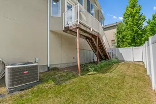 1229 S 1460 E, Provo, UT 84606 - Photo 30