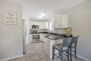 1949 N Vineyard Pl, Saratoga Springs, UT 84045 - Photo 12