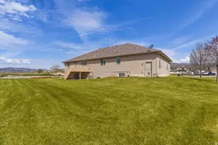 808 N 2300 W, Tremonton, UT 84337 - Photo 36