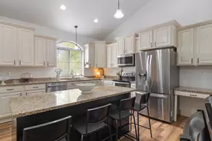 1580 Crestmont Way, Kaysville, UT 84037 - Photo 6