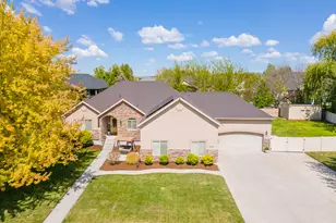 1580 Crestmont Way, Kaysville, UT 84037 - Photo 2