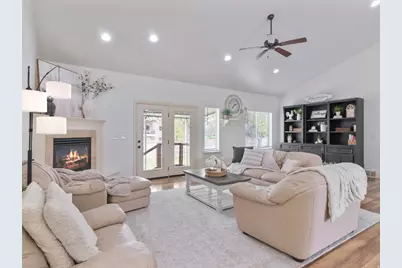 1580 Crestmont Way, Kaysville, UT 84037 - Photo 1
