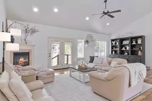 1580 Crestmont Way, Kaysville, UT 84037 - Photo 1