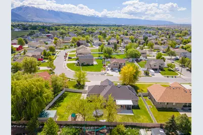 1580 Crestmont Way, Kaysville, UT 84037 - Photo 46