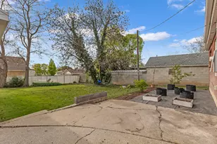935 N 400 E, Bountiful, UT 84010 - Photo 24