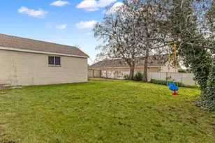 935 N 400 E, Bountiful, UT 84010 - Photo 26
