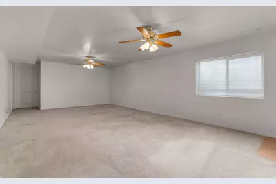 1369 N 2925 W, Layton, UT 84041 - Photo 32