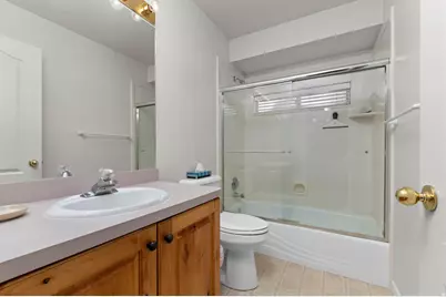 1369 N 2925 W, Layton, UT 84041 - Photo 26