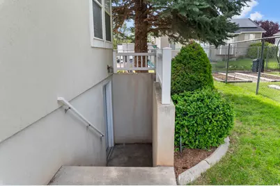 1369 N 2925 W, Layton, UT 84041 - Photo 40