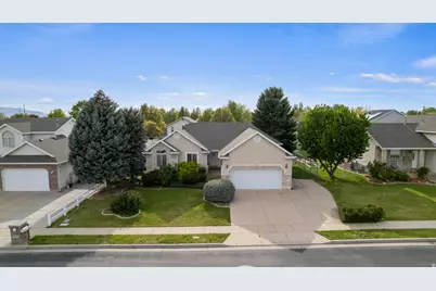 1369 N 2925 W, Layton, UT 84041 - Photo 6