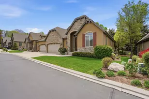 1832 E Peyton Ct, Holladay, UT 84117 - Photo 4
