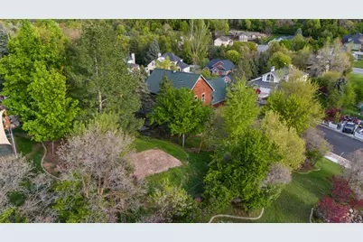 2131 Kays Creek Dr, Layton, UT 84040 - Photo 44