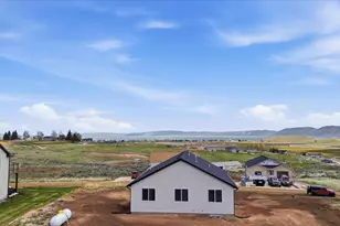 3091 S Golf Course Dr, Garden City, UT 84028 - Photo 38