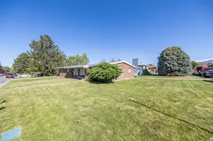 148 W Wicker Ln, Bountiful, UT 84010 - Photo 4