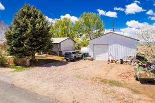 5759 N 11500 E, Lapoint, UT 84039 - Photo 2