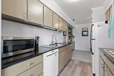 777 E South Temple #10C, Salt Lake City, UT 84102 - Photo 18